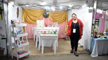 Las emprendedoras valoraron la posibilidad de ventas y publicidad que significan las ferias. Gentileza Municipalidad de Chajarí