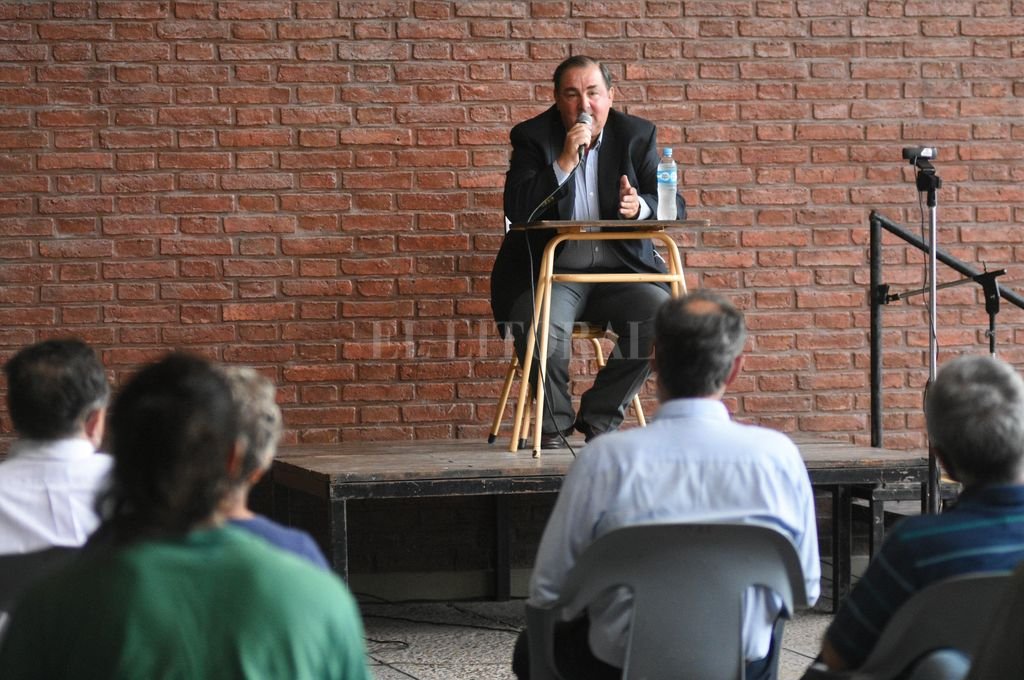 "Aprovechemos al máximo esta oportunidad que tenemos de volver a las aulas"