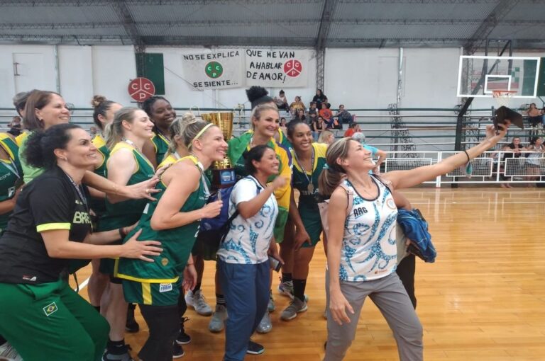 El símbolo del Panamericano. Los países unidos.