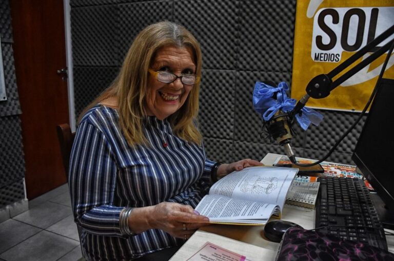 Del teatro a la radio y los cuentos con los niños José Prinsich
