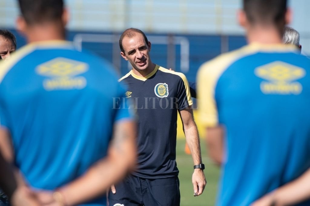 Leandro Somoza hará su estreno como entrenador de Rosario Central en el cierre de la jornada de domingo. Archivo
