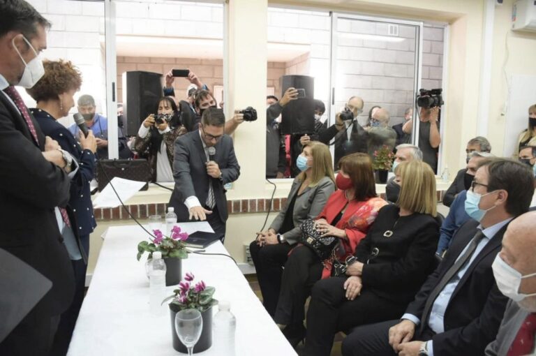 Federico Martín prestó juramento como nuevo juez federal de Victoria.