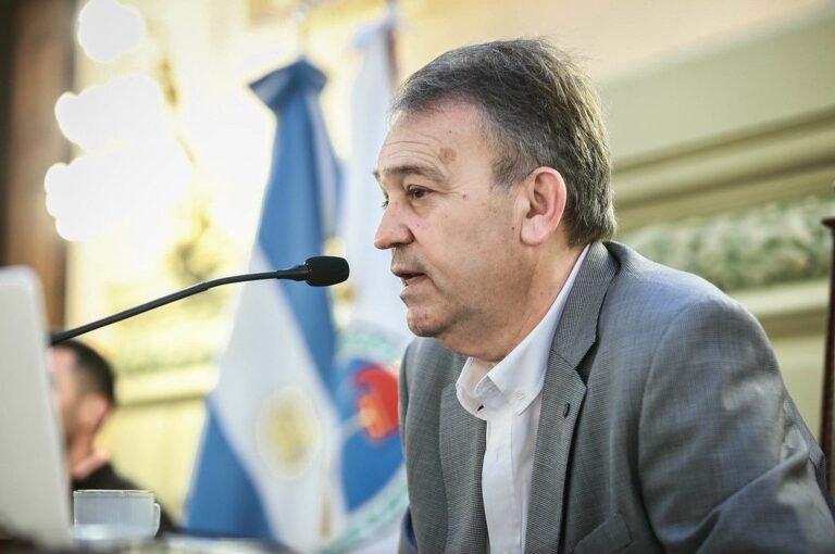 El promotor del encuentro era el diputado demoprogresista Gabriel Real. Archivo