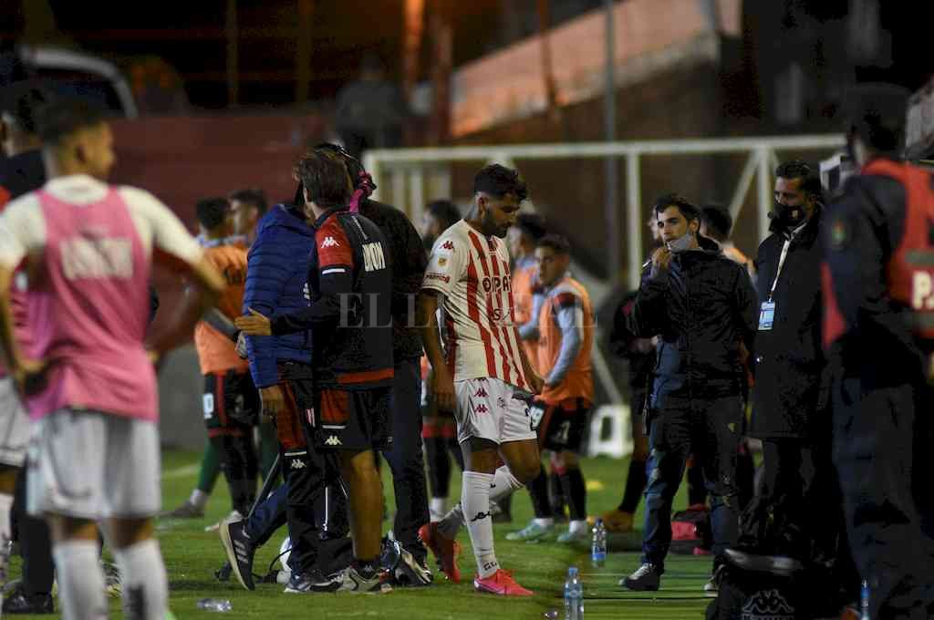 La sacó "regalada". El momento que Emma Brítez se va a los vestuarios en la cancha de Patronato