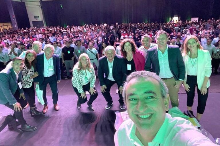 Participaron del la actividad referentes de la sociedad civil