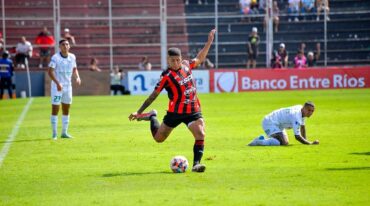 Patrón desperdició chances y perdió tres puntos vitales en el Grella ante Banfield.  Prensa Patronato