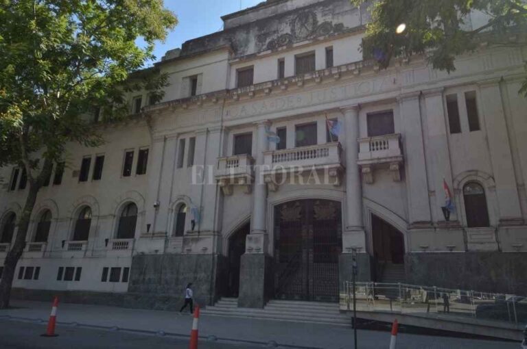 La nueva audiencia imputativa se realizó en al sala 3 de los tribunales santafesinos. Luis Cetraro.