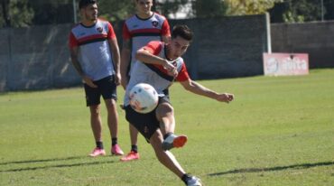 Sebastián Medina vuelve a ser titular tras esperar en el banco de suplentes su oportunidad. Prensa Patronato