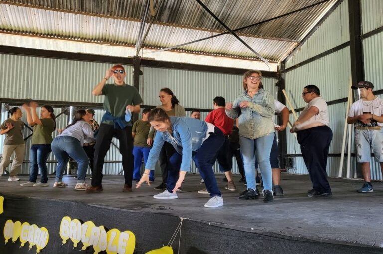 En el festejo aniversario participaron diferentes instituciones del departamento que también trabajan en la inclusión social y laboral de jóvenes con discapacidad.