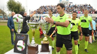 El clásico de San Carlos volvió a jugarse luego de 50 años. Fue por la Copa Santa Fe. Archivo