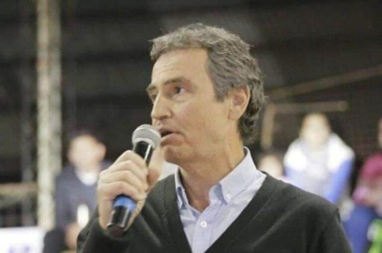 El diputado Sergio Castrillón anunció la continuidad de la obra.