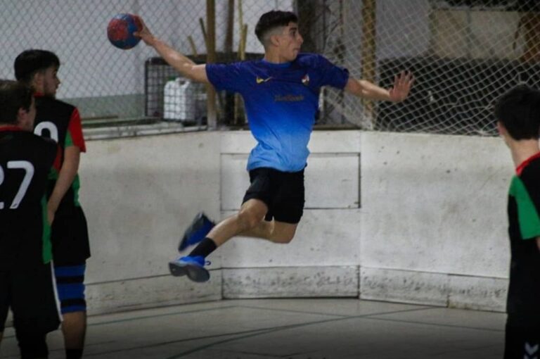 Retornaron las actividades del balonmano en la Costa del Paraná. Agustina Schalpeter