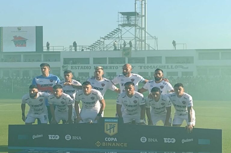 Patronato cometió errores y terminó su Copa con otra caída en Florencio Varela.