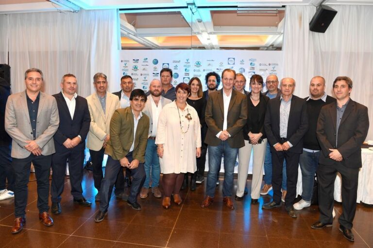 El gobernador encabezó el acto