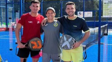 Nicolás Gavino junto a Andrés Britos y Pablo Barrera.