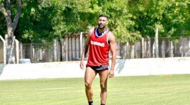 Rafael Barrios es uno de los futbolistas que pretende Facundo Sava para reforzar la defensa de Patronato.