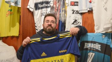 'Para mí tiene el mismo valor una firmada por Messi o Maradona