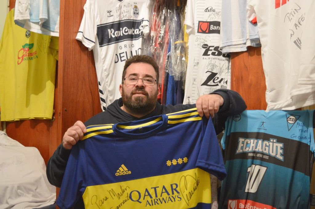 'Para mí tiene el mismo valor una firmada por Messi o Maradona