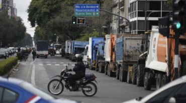 Los recolectores realizaron un paro y una movilización este viernes. Marcelo Manera.