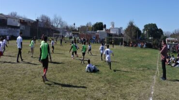 Con esfuerzo y trabajo un basural se convirtió en un espacio deportivo y de contención.