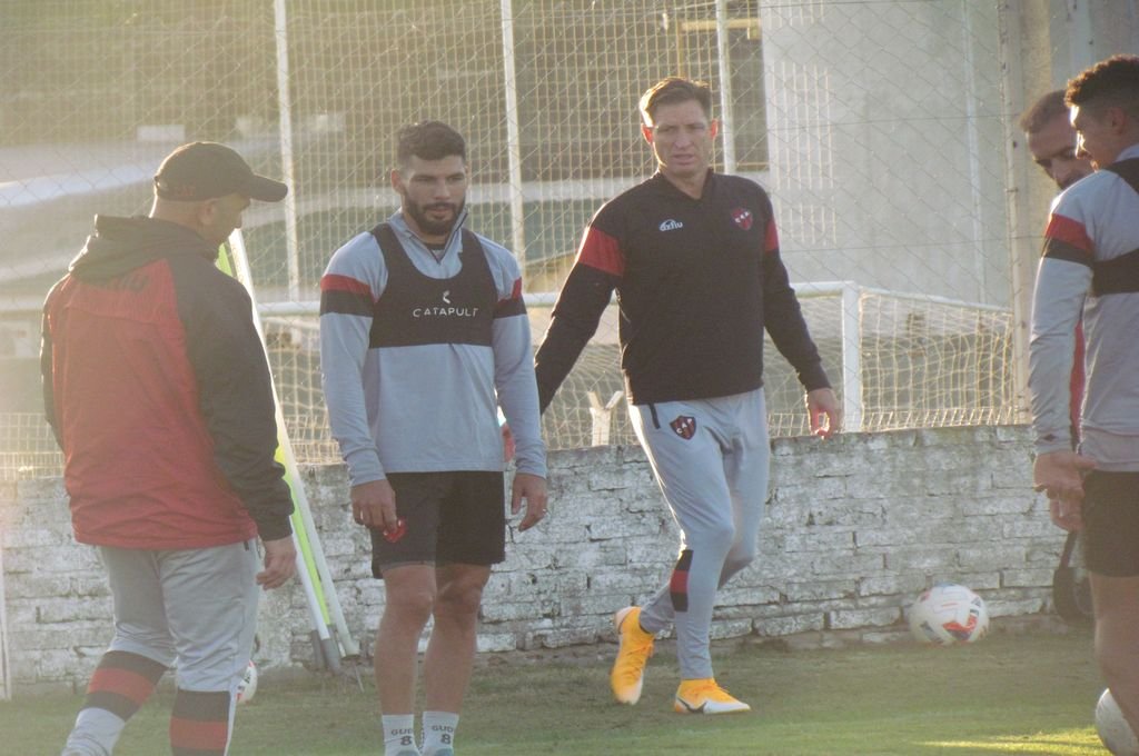 Facundo Sava perderá en horas a Gabriel Gudiño. Foto: Gabriel Obelar