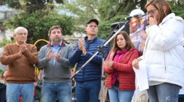 En la plaza Urquiza