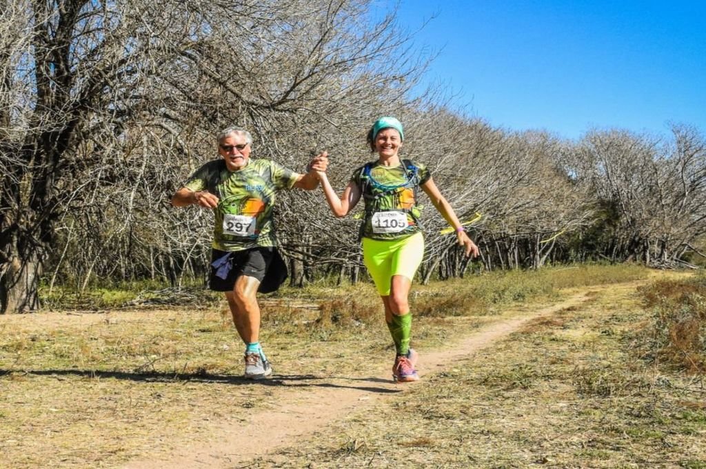 Los Storani (de Villa Gobernador Gálvez) celebraron su encuentro en carrera. Mario fue segundo en +70 años de los 12K; su hija Sandra ganó la franja de 45/49 años en los 21K.