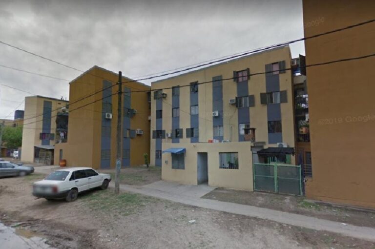 El homicidio se produjo en la zona de Monte Flores al 7.200. Google Street View.