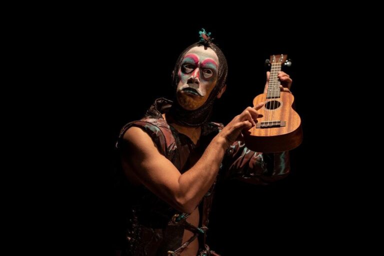 "La relación entre el teatro y la literatura a veces se torna conflictiva y ha sido motivo de discusión durante siglos"