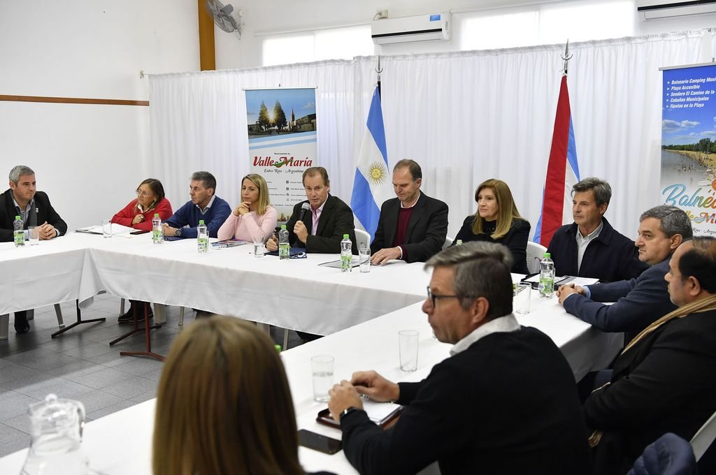 El gobernador Gustavo Bordet