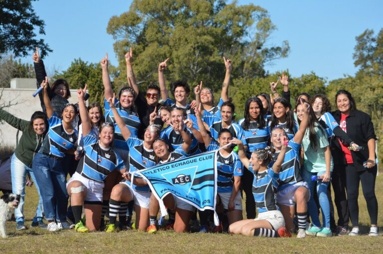 El plantel superior femenino de Echagüe sumó un nuevo lauro para continuar siendo el monarca entrerriano.  Gabriel Baldi