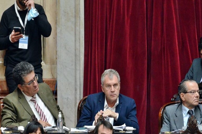 Pedro Galimberti (en el centro).
