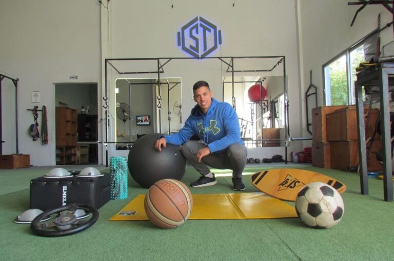 Santiago Tersich recibió a Mirador Entre Ríos en su gimnasio