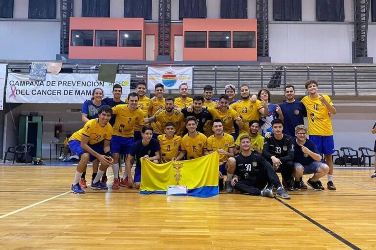 El handball ya le da satisfacciones al Club Atlético Paracao.