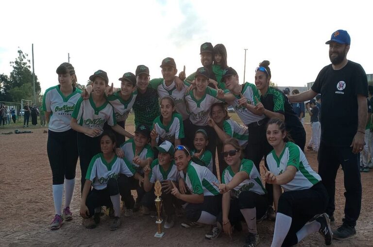 Oro Verde le ganó 6-2 la final a Don Bosco y se coronó en el Campeonato Argentino Infantil.