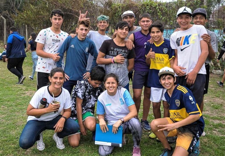 Los chicos del Barrio San Martín jugaron y sumaron nuevo amigos.