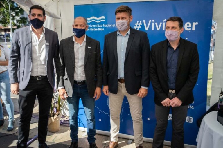 Decanos y rectores y autoridades de Educación de Entre Ríos destacaron la posibilidad de dar a conocer las propuestas educativas de nivel superior de la provincia y la región.