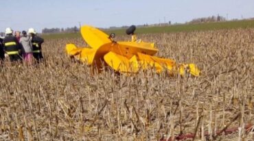 Un joven de 32 años falleció este martes luego de estrellarse con su avioneta en un campo de la localidad de Chañar Ladeado. Gentileza.