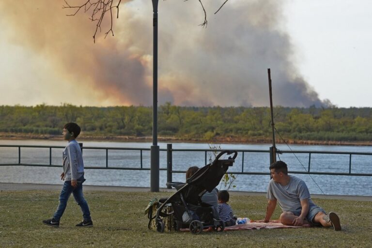 La contaminación de aire en Rosario se torna insoportable por momentos. Archivo