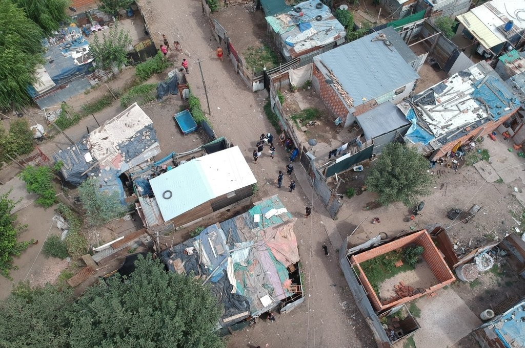 La falta de infraestructura y servicios básicos es uno de los principales planteos de los representantes de barrios populares. Archivo