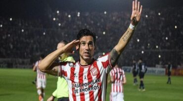 Alberto Tino Costa podría ser confirmado como refuerzo de Patrón.