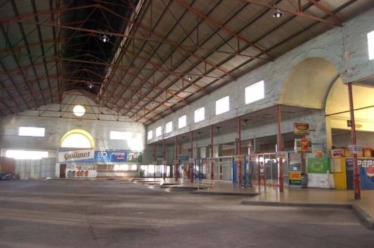 Está prevista una refacción de la terminal local. Archivo.