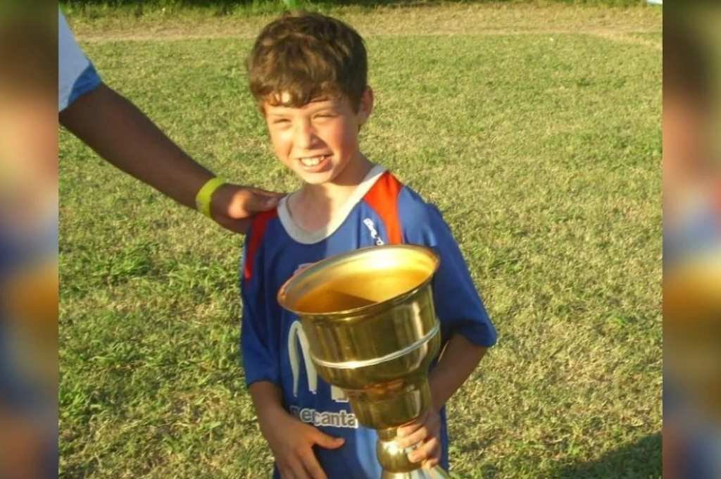 Juan Ignacio Nardoni y otra foto inédita que publica El Litoral de sus inicios en Santa Fe Fútbol Club. Gentileza Santa Fe Fútbol.