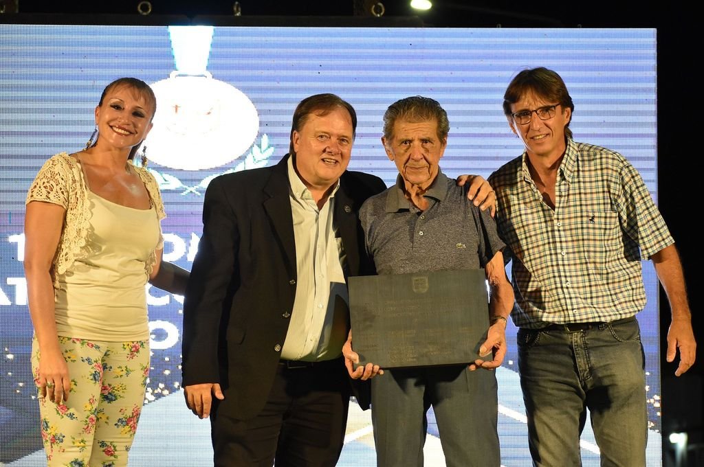 González junto al intendente Borghesán