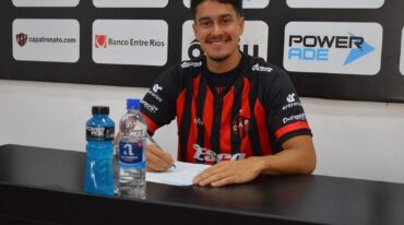 Sebastián Malimberni rompió redes en el Paraná Campaña y sueña con jugar la Copa Libertadores con Patronato. Prensa Patronato