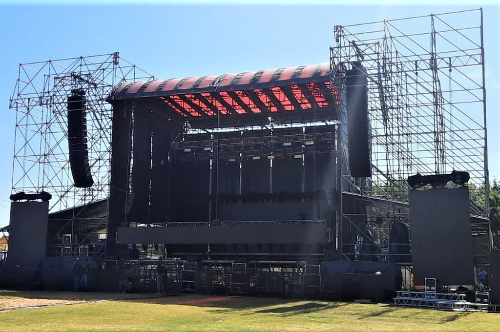 El escenario principal que albergará a artistas de primer nivel.
