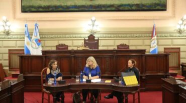 Beatriz Fiotto estuvo en la Cámara de Diputados de la Provincia. Gentileza.