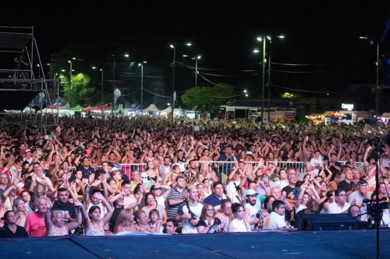 Con un Predio Multieventos repleto