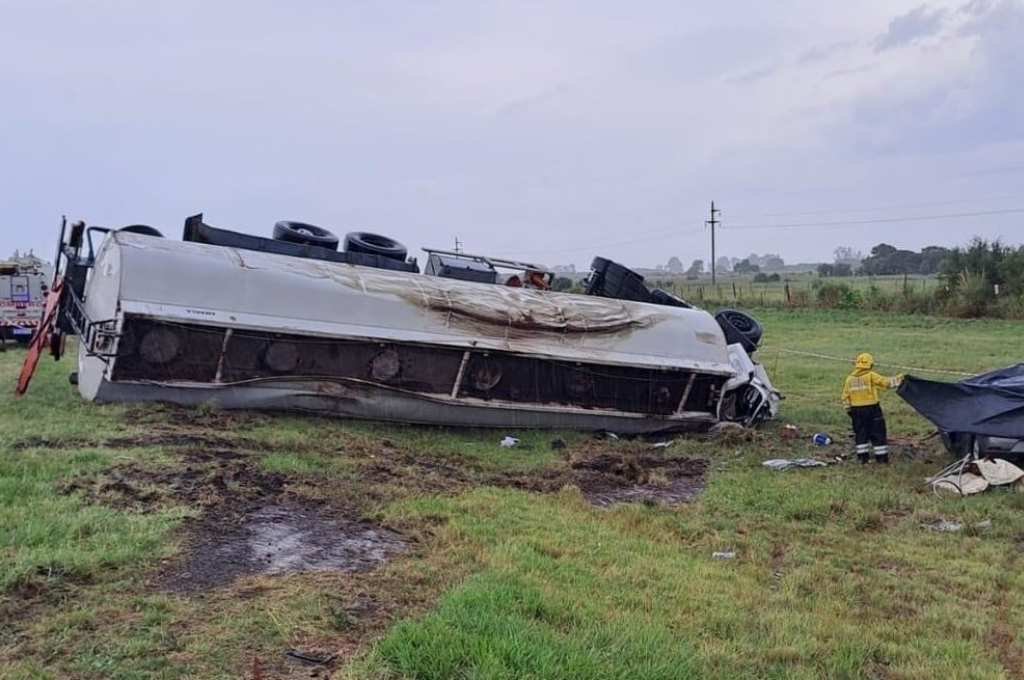 La colisión fue protagonizada por un automóvil y un camión cisterna. Gentileza.