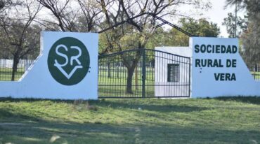 El Ministerio de la Producción de la Provincia han brindado fondos para la asistencia a los pequeños productores que son repartidos por la Sociedad Rural de Vera. Archivo.